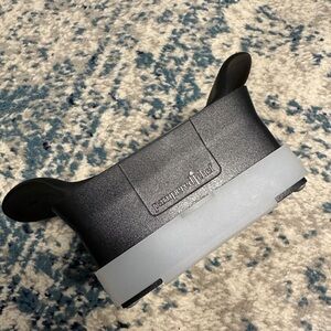 The Pampered Chef Black and Gray Kitchen Tool